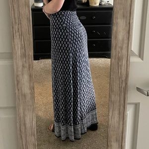 Navy and white floral print maxi skirt